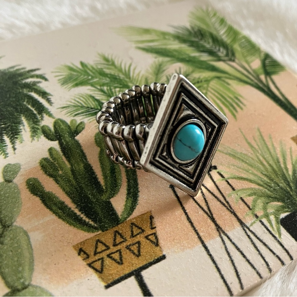 Premiere Designs Ring